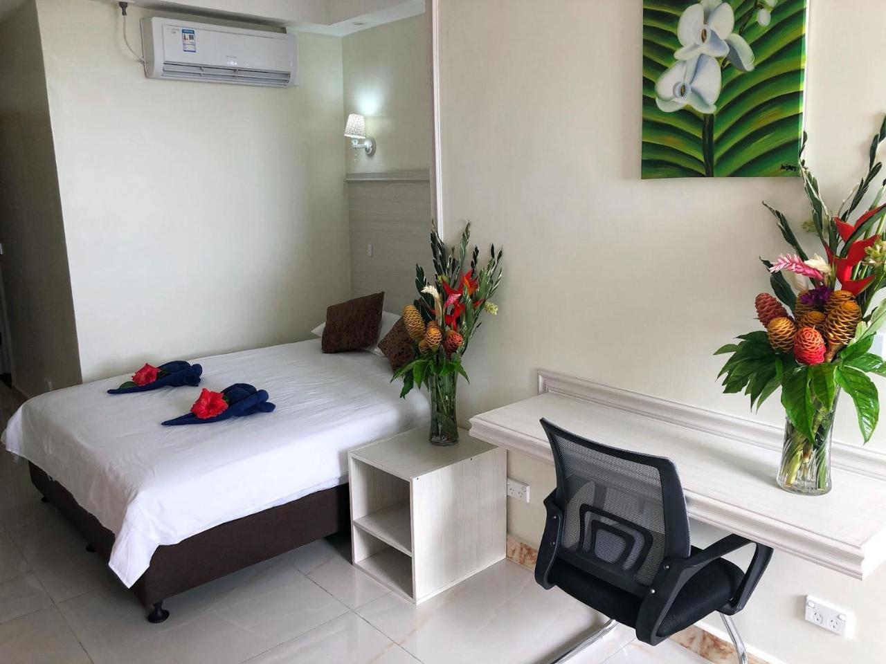 Central Bay Motel Port Vila Esterno foto